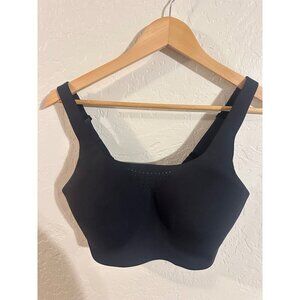 Y Victorias Secret Black Comfort Seamless Active No Underwire Bra